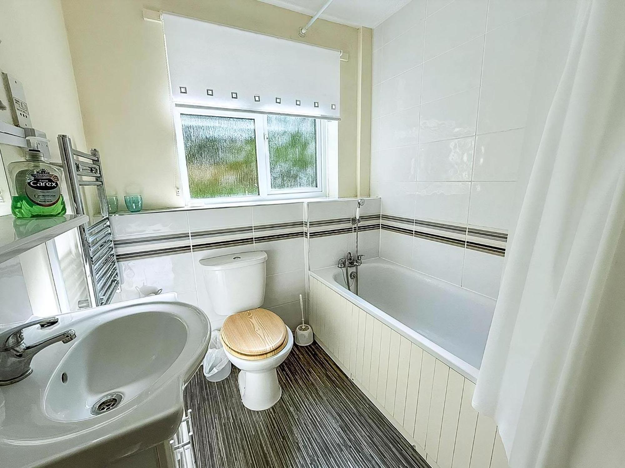 Lovely 5 Berth Chalet In The Coastal Village Of Hemsby Ref 18164B المظهر الخارجي الصورة
